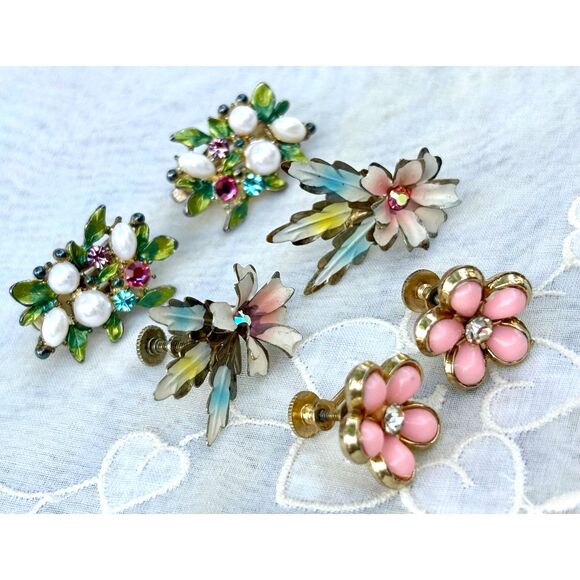 LOT of Three Vintage Earrings Rhinestone Enamel Coro Faux Pearl 1950s Jewelry - Picture 1 of 5